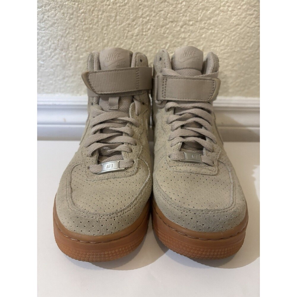 Nike Air Force 1 High Suede String Gum Women’s Size 7 749266-200 Beige Tan